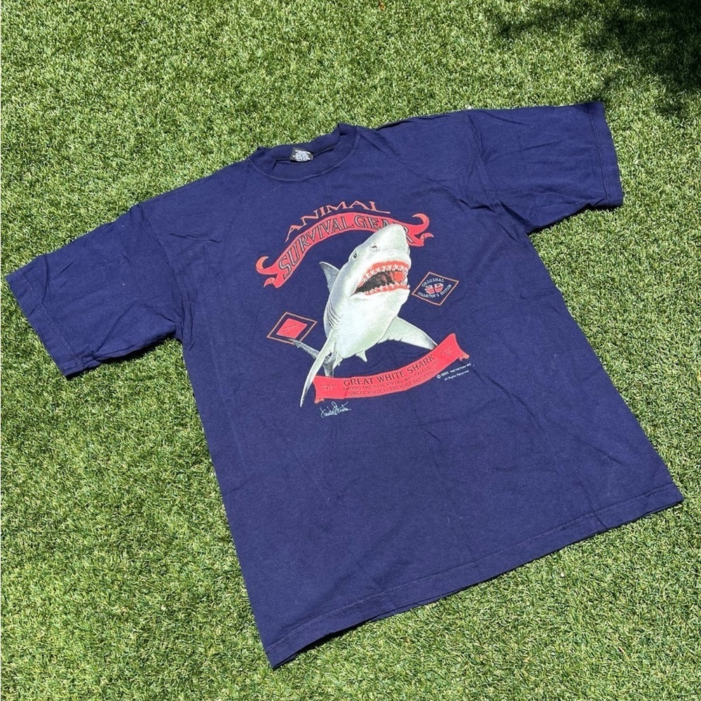 VTG 90’s Great White Shark Navy Blue Tee - Picture 2 of 5